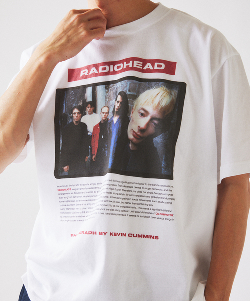 JOURNAL STANDARD relume（ジャーナルスタンダード　レリューム）の「【THE CULTURE CODE】レディオヘッド by Kevin Cummins フォトTシャツ（Tシャツ/カットソー・メンズ・ブラック系その他/ホワイト系その他/ホワイト・LARGE/MEDIUM）」の22枚目の写真
