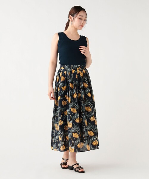 BEAMS HEART（ビームスハート）の「メタルチャーム ニットタンク（タンクトップ・レディース・ブラック/オフホワイト/ネイビー/ブラウン・FREE）」の14枚目の写真