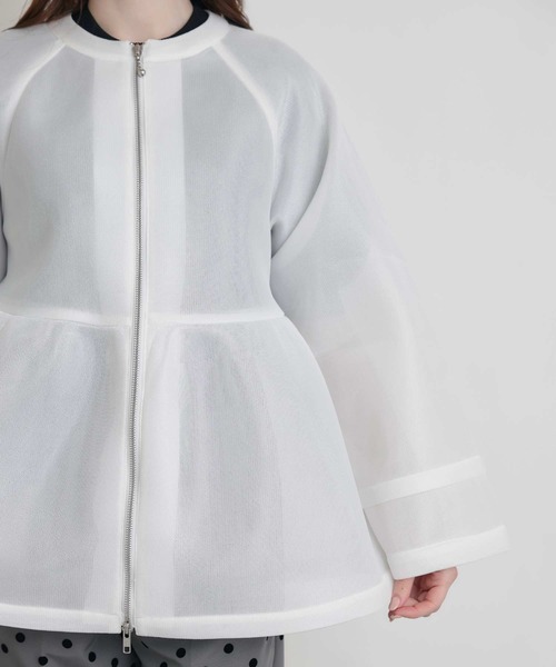 PICCIN PERLA（ピッチンペルラ）の「シアーボンディングジャケット（ノーカラージャケット・レディース・オフホワイト/ブラック・M）」の20枚目の写真