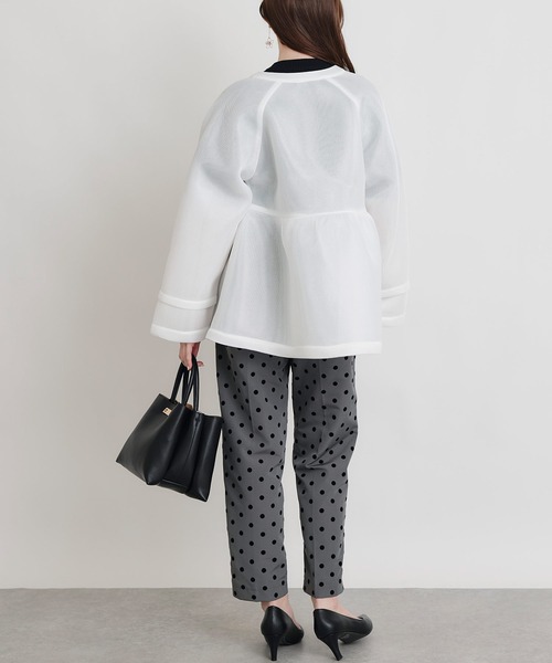 PICCIN PERLA（ピッチンペルラ）の「シアーボンディングジャケット（ノーカラージャケット・レディース・オフホワイト/ブラック・M）」の9枚目の写真