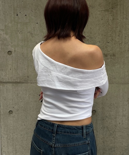 ROGER AND RAW(ロジャーアンドロウ)の「アイレットデザインワンショルダートップス(Tシャツ/カットソー・レディース・グレー/ブラック/ホワイト・FREE)」の20枚目の写真