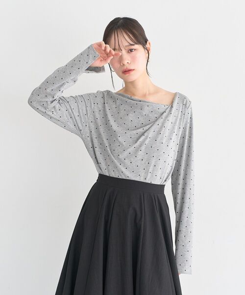 earth music&ecology(アースミュージックアンドエコロジー)の「アソートドレーププルオーバー(Tシャツ/カットソー・レディース・ピンク/ブラック/グレー系その他5/ドット・FREE)」の21枚目の写真