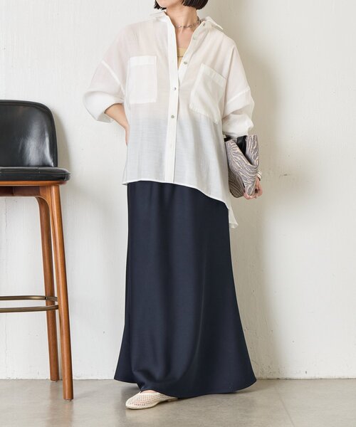 Jena espace merveilleux(ジェナ エスパスメルヴェイユ)の「【ドライタッチ/通気性◎】バックシャーリングシャツ(シャツ/ブラウス・レディース・チャコールグレー/パープル/グレー/オフホワイト/イエロー・FREE)」の7枚目の写真
