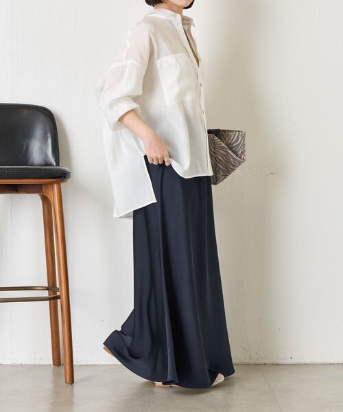 Jena espace merveilleux(ジェナ エスパスメルヴェイユ)の「【ドライタッチ/通気性◎】バックシャーリングシャツ(シャツ/ブラウス・レディース・チャコールグレー/パープル/グレー/オフホワイト/イエロー・FREE)」の10枚目の写真