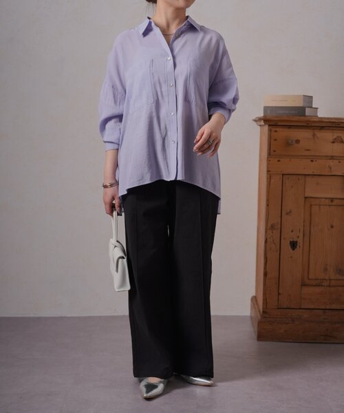 Jena espace merveilleux（ジェナ　エスパスメルヴェイユ）の「【WEB限定カラー/リバイバル】バックシャーリングシャツ（シャツ/ブラウス・レディース・チャコールグレー/パープル/グレー/オフホワイト/イエロー・FREE）」の19枚目の写真