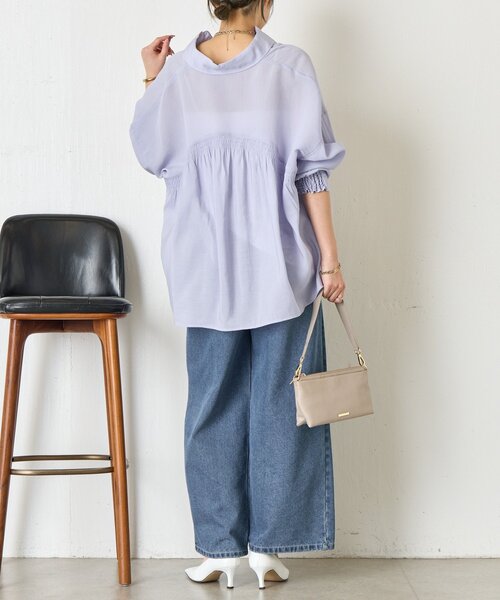 Jena espace merveilleux（ジェナ　エスパスメルヴェイユ）の「【WEB限定カラー/リバイバル】バックシャーリングシャツ（シャツ/ブラウス・レディース・チャコールグレー/パープル/グレー/オフホワイト/イエロー・FREE）」の22枚目の写真