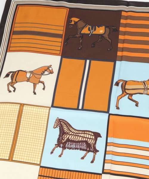 studio CLIP(スタディオクリップ)の「【daily CLIP】ホースパターンスカーフ(バンダナ/スカーフ・レディース・ライトブルー/オレンジ・FREE)」の3枚目の写真