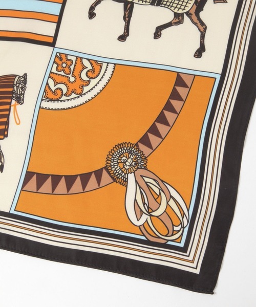 studio CLIP(スタディオクリップ)の「【daily CLIP】ホースパターンスカーフ(バンダナ/スカーフ・レディース・ライトブルー/オレンジ・FREE)」の4枚目の写真