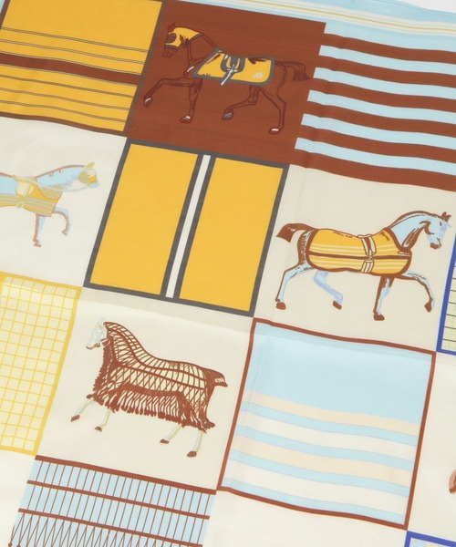 studio CLIP(スタディオクリップ)の「【daily CLIP】ホースパターンスカーフ(バンダナ/スカーフ・レディース・ライトブルー/オレンジ・FREE)」の7枚目の写真