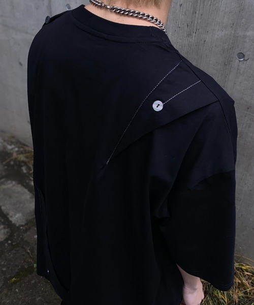 lilful(リルフル)の「【26年春夏新作】ボタンデザインギミックステッチTシャツ(Tシャツ/カットソー・メンズ・ブラック・L/M)」の6枚目の写真