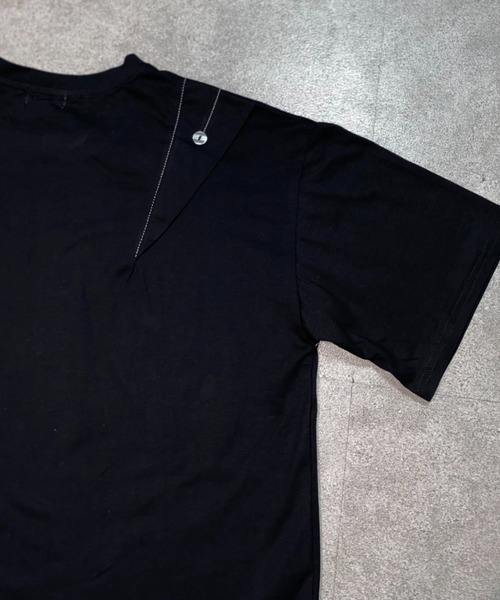 lilful(リルフル)の「【26年春夏新作】ボタンデザインギミックステッチTシャツ(Tシャツ/カットソー・メンズ・ブラック・L/M)」の18枚目の写真