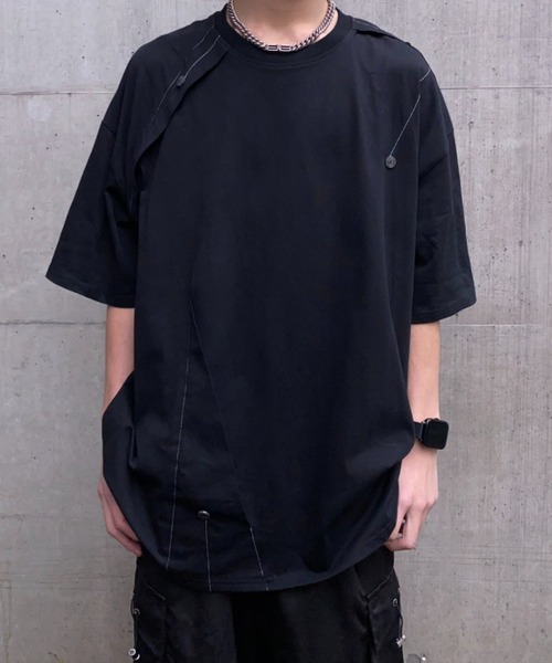 lilful(リルフル)の「【26年春夏新作】ボタンデザインギミックステッチTシャツ(Tシャツ/カットソー・メンズ・ブラック・L/M)」の11枚目の写真