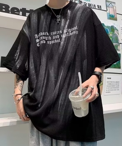 lilful(リルフル)の「【26年春夏新作】ペイントスプレー風レターリングプリントワッフルチェックTシャツ(Tシャツ/カットソー・メンズ・ブラック/ホワイト・M/L)」の10枚目の写真