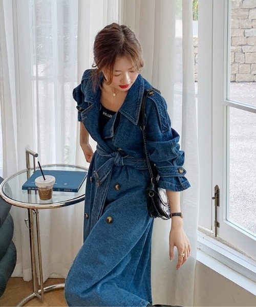 I.O.E(アイオイ)の「デニム トレンチコート ロング丈(トレンチコート・レディース・ブルー・LARGE/MEDIUM/X-LARGE)」の21枚目の写真