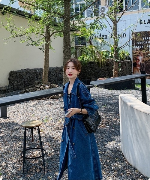 I.O.E(アイオイ)の「デニム トレンチコート ロング丈(トレンチコート・レディース・ブルー・LARGE/MEDIUM/X-LARGE)」の17枚目の写真