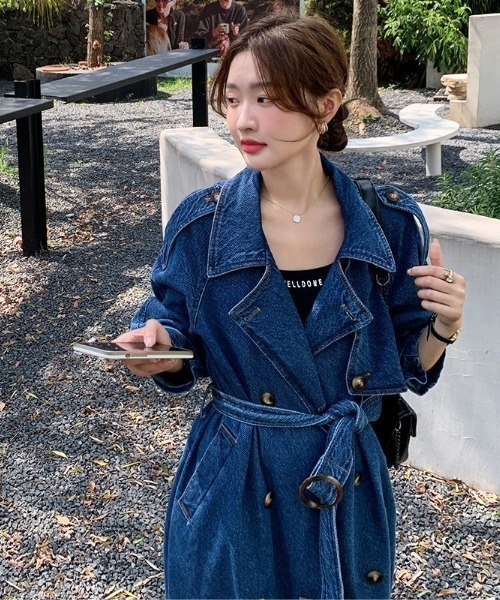 I.O.E(アイオイ)の「デニム トレンチコート ロング丈(トレンチコート・レディース・ブルー・LARGE/MEDIUM/X-LARGE)」の18枚目の写真