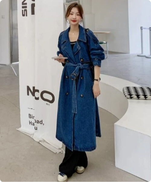 I.O.E(アイオイ)の「デニム トレンチコート ロング丈(トレンチコート・レディース・ブルー・LARGE/MEDIUM/X-LARGE)」の7枚目の写真