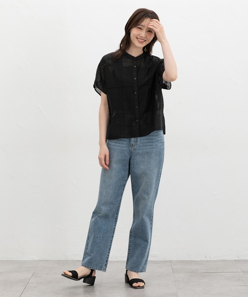 Honeys(ハニーズ)の「刺繍バンドカラーブラウス(シャツ/ブラウス・レディース・アイボリー/ブラック/ブルー・L/M/S)」の7枚目の写真