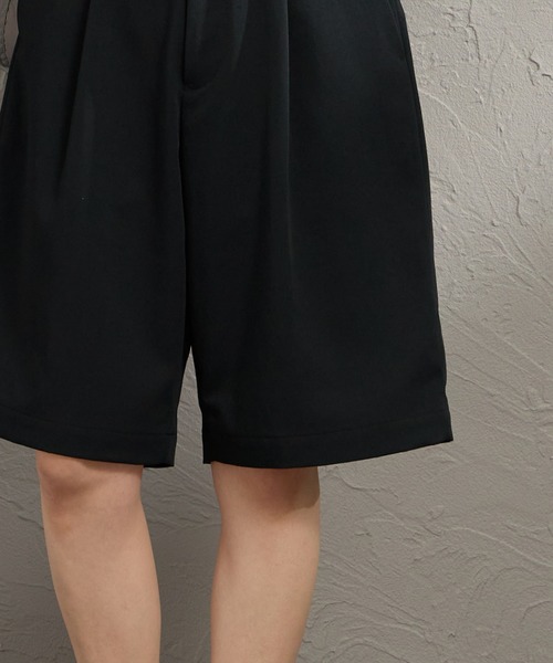 FRED PERRY（フレッドペリー）の「【WEB先行予約】[FRED PERRY/フレッドペリー]  ワンポイントロゴ刺繍 テニストラウザーバミューダショーツ（その他パンツ・レディース・ブラック/キャメル・L/M/S/XS）」の15枚目の写真