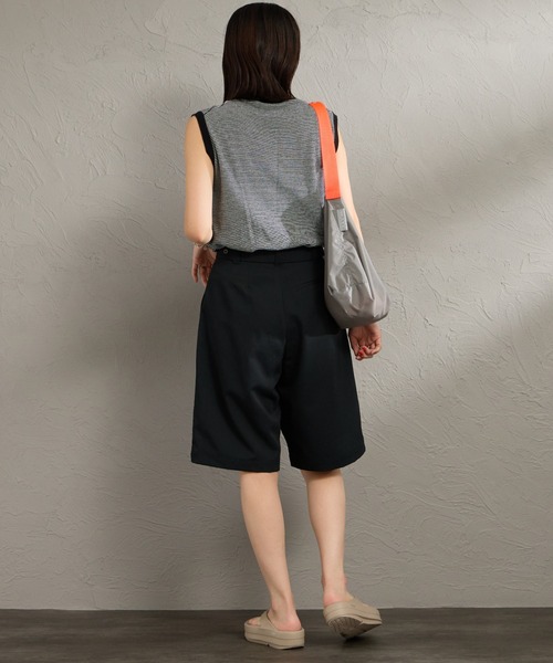 FRED PERRY（フレッドペリー）の「【WEB先行予約】[FRED PERRY/フレッドペリー]  ワンポイントロゴ刺繍 テニストラウザーバミューダショーツ（その他パンツ・レディース・ブラック/キャメル・L/M/S/XS）」の11枚目の写真