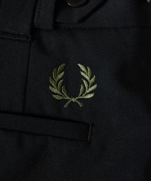 FRED PERRY（フレッドペリー）の「【WEB先行予約】[FRED PERRY/フレッドペリー]  ワンポイントロゴ刺繍 テニストラウザーバミューダショーツ（その他パンツ・レディース・ブラック/キャメル・L/M/S/XS）」の17枚目の写真