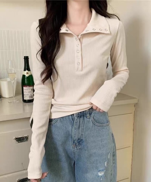 Alvia(アルビア)の「リブTシャツ レディース 長袖 無地 スナップボタン付き スリムフィット カジュアルトップス(Tシャツ/カットソー・レディース・アイボリー/ダークグレー・M)」の6枚目の写真