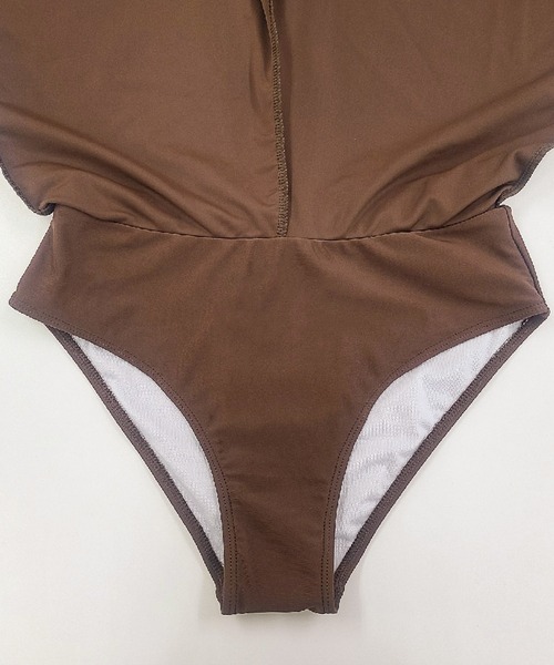 TeddyShop（テディショップ）の「【紫外線遮蔽率99.9%以上/UPF50+/大きいサイズ有】長袖クロップド丈ラッシュガードトップス+インパン付きタンキニ 3点セット レディース（水着・レディース・ブラック×カーキ/ホワイト系その他/グレー系その他・S/LL/L/M）」の12枚目の写真