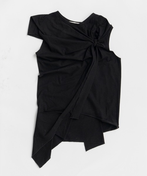 PRANK PROJECT（プランクプロジェクト）の「【2026Summer Pre-Order】アシンメトリーノットトップ / Asymmetrical Knot Top（Tシャツ/カットソー・レディース・レッド/グレー/ブラック・FREE）」の15枚目の写真