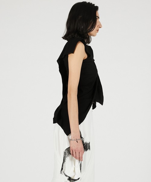 PRANK PROJECT（プランクプロジェクト）の「【2026Summer Pre-Order】アシンメトリーノットトップ / Asymmetrical Knot Top（Tシャツ/カットソー・レディース・レッド/グレー/ブラック・FREE）」の13枚目の写真