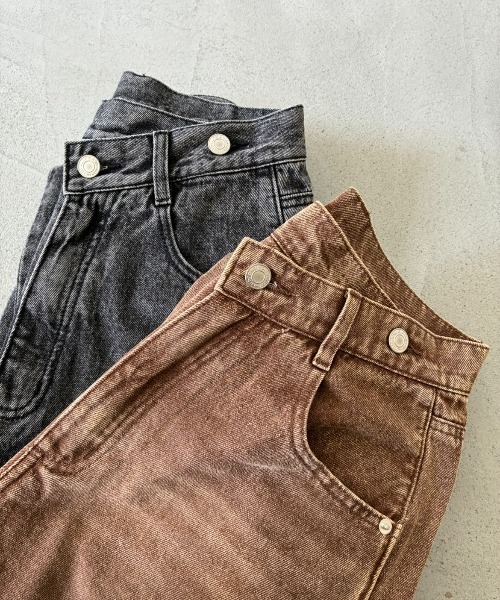 AIC.(エーアイシー)の「アシンメトリーバレルレッグパンツ(デニムパンツ・レディース・ブラック/オフホワイト/ブラウン・SMALL/MEDIUM)」の5枚目の写真