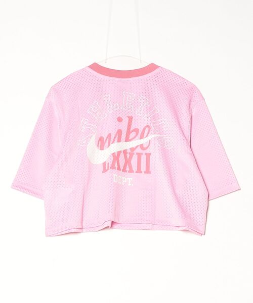 NIKE(ナイキ)の「NIKE/ナイキ WSNSWHRTGFSTVLCROPMSHJ(Tシャツ/カットソー・レディース・ブルー/ブラック/ピンク・M/L/XL/S)」の16枚目の写真