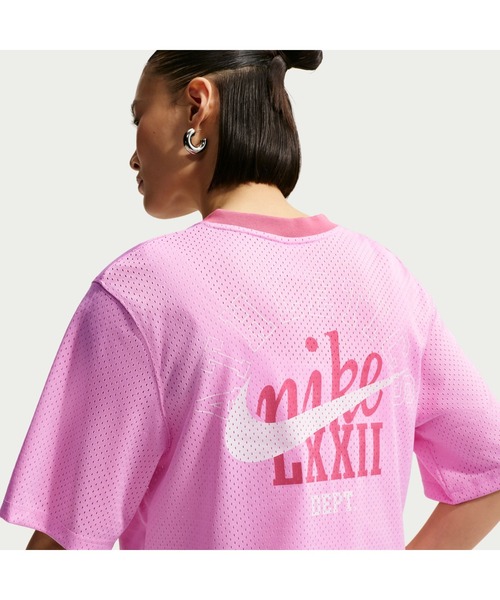 NIKE(ナイキ)の「NIKE/ナイキ WSNSWHRTGFSTVLCROPMSHJ(Tシャツ/カットソー・レディース・ブルー/ブラック/ピンク・M/L/XL/S)」の14枚目の写真