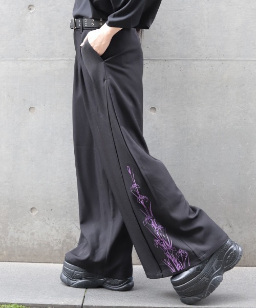 REZEN(リゼン)の「菖蒲刺繍ワイドパンツ(その他パンツ・メンズ・レッドパープル/ピンク/ライトグレー・SMALL/MEDIUM/LARGE)」の15枚目の写真