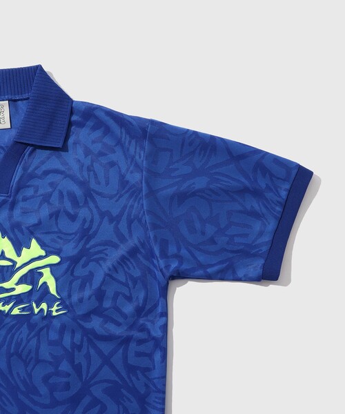 YESEYESEE(イエスアイシー)の「【YESEYESEE/イエスアイシー】Y.E.S Jacquard Football tee(ポロシャツ・メンズ・ブルー/ブラック・L/M)」の6枚目の写真