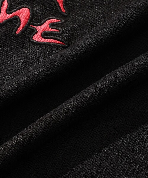 YESEYESEE(イエスアイシー)の「【YESEYESEE/イエスアイシー】Y.E.S Jacquard Football tee(ポロシャツ・メンズ・ブルー/ブラック・L/M)」の15枚目の写真
