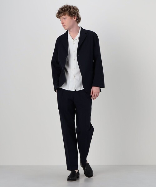 TOMORROWLAND （トゥモローランド）の「【別注】Salvatore Piccolo MARCELLO コットンシアサッカー 1プリーツテーパードパンツ（スラックス・メンズ・ネイビー・46/48/50）」の2枚目の写真