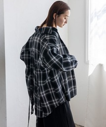 バッグスリットチェックシャツ