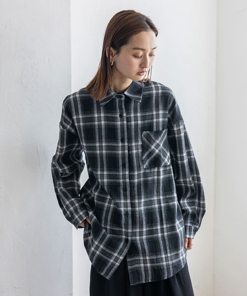 VitaFelice(ヴィータフェリーチェ)の「バッグスリットチェックシャツ(シャツ/ブラウス・レディース・ネイビー/ブラック・FREE)」の11枚目の写真