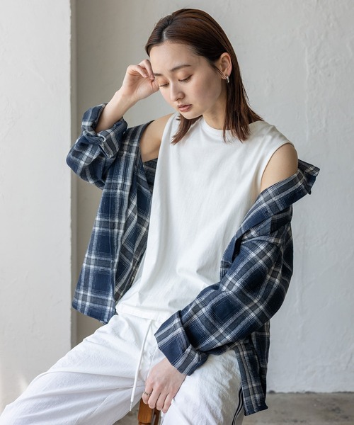 VitaFelice(ヴィータフェリーチェ)の「バッグスリットチェックシャツ(シャツ/ブラウス・レディース・ネイビー/ブラック・FREE)」の20枚目の写真