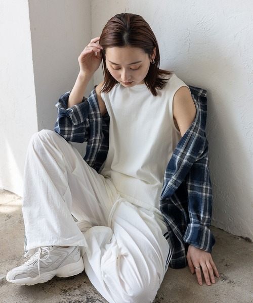 VitaFelice(ヴィータフェリーチェ)の「バッグスリットチェックシャツ(シャツ/ブラウス・レディース・ネイビー/ブラック・FREE)」の21枚目の写真