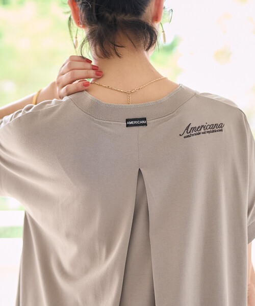 FREAK'S STORE（フリークスストア）の「Americana × THOUSAND MILE × FREAK'S STORE/アメリカーナ × サウザンドマイル 別注 スキッパーネック Tシャツワンピース/吸汗 速乾 抗菌防臭効果あり（ワンピース・レディース・グレー/チャコール・ﾌﾘ-）」の5枚目の写真