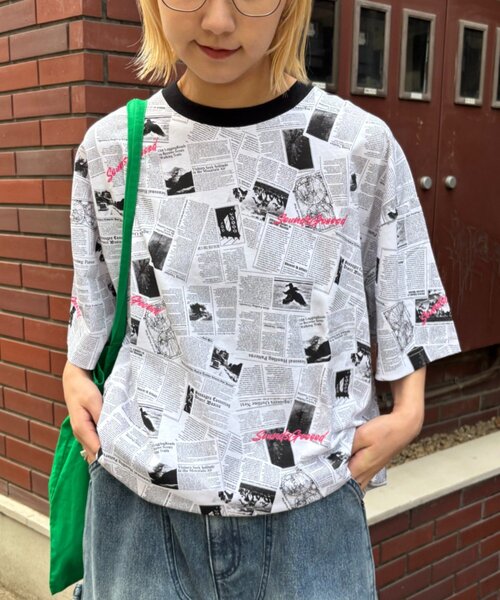 SOUNDSGOOOOD（サウンズグッド）の「【SOUNDS GOOOOD】ニュースペーパーTEE（Tシャツ/カットソー・メンズ・レッド/ホワイト・ONE SIZE）」の7枚目の写真