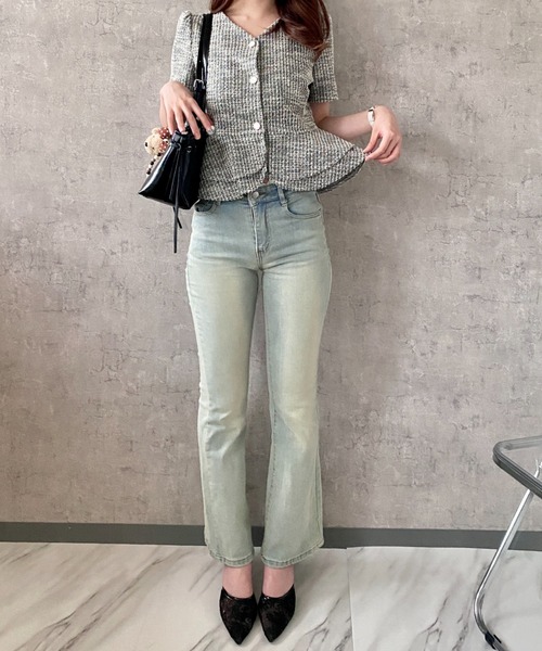 Mejoul（メジュール）の「サマーツイード パールボタンペプラム Ⅴネック半袖ジャケット（ノーカラージャケット・レディース・ブラック/ホワイト・F）」の17枚目の写真