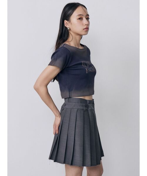 MURUA(ムルーア)の「シャドウクロップドTシャツ 夏服(Tシャツ/カットソー・レディース・ホワイト/ネイビー/ピンク・FREE)」の12枚目の写真