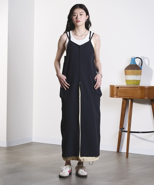 THOUSAND MILE(サウザンドマイル)の「(GENE HEAVENS x THOUSAND MILE)NARROW BACK STRAP DRESS(ワンピース・レディース・ブラック/ブラウン/オリーブ・ONE SIZE)」の4枚目の写真