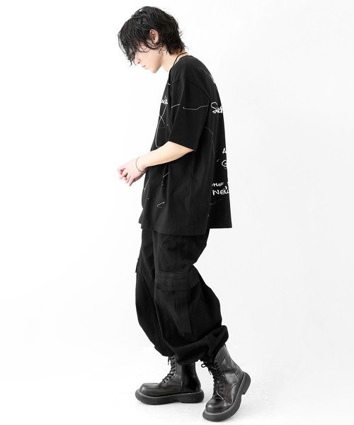 minsobi(ミンソビ)の「ペインティングアート グラフィック ルーズ半袖Tシャツ ユニセックス(Tシャツ/カットソー・メンズ・ブラック/ホワイト・FREE)」の7枚目の写真