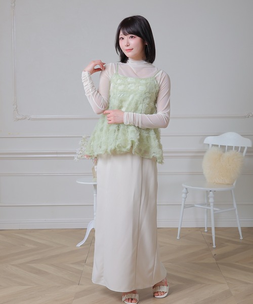 Anely(アネリー)の「フェザー風 フリンジ フレア キャミソール(キャミソール・レディース・アイボリー/ライトグリーン・FREE)」の17枚目の写真