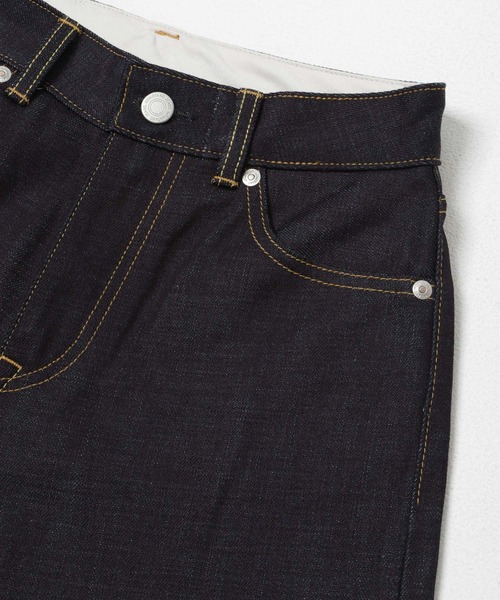 URBAN RESEARCH(アーバンリサーチ)の「MOMOTARO JEANS STANDARD STRAIGHT WOMENS(デニムパンツ・メンズ・インディゴブルー・24/25/26/27/28/29/30)」の2枚目の写真