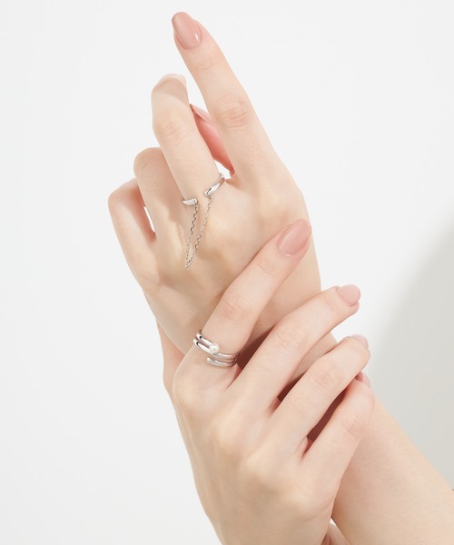 festaria bijou SOPHIA(フェスタリアビジュソフィア)の「SV925 淡水パール リングカフ(リング・レディース・シルバー・ONE SIZE)」の6枚目の写真