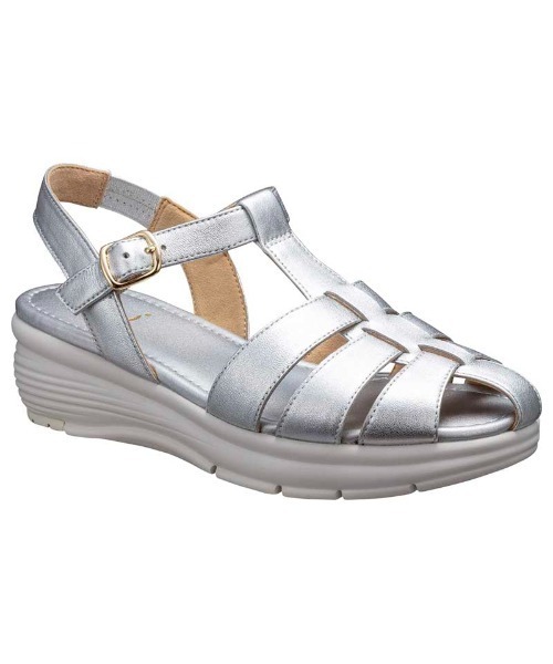 R.（REGAL FOOT COMMUNITY）（アールドット）の「アールドット S22C グルカサンダル（サンダル・レディース・シルバー・24.5/24/22.5/23/23.5）」の7枚目の写真